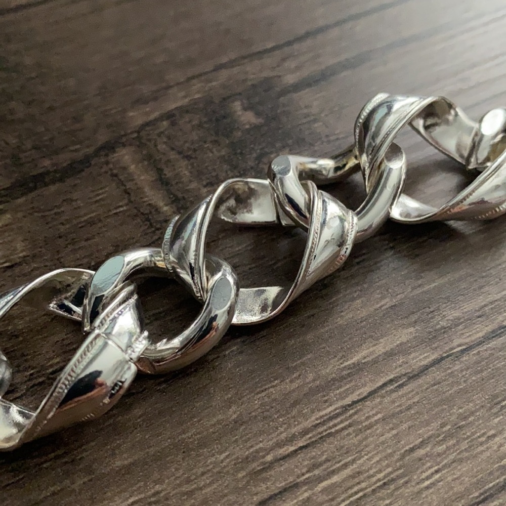COPY - Anne Klein Link Bracelet